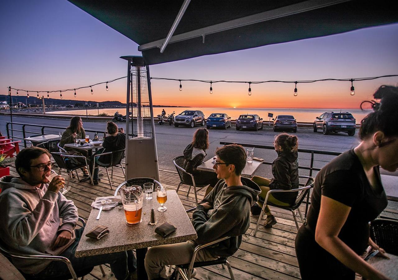 Le Littoral Bistro Gourmand Et Auberge Hotell Sainte Anne-des-Chênes Exteriör bild